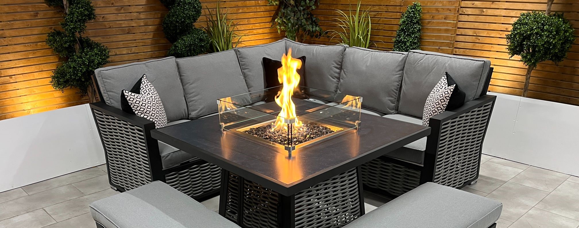 Rope Corner Dining Firepit Sets header banner